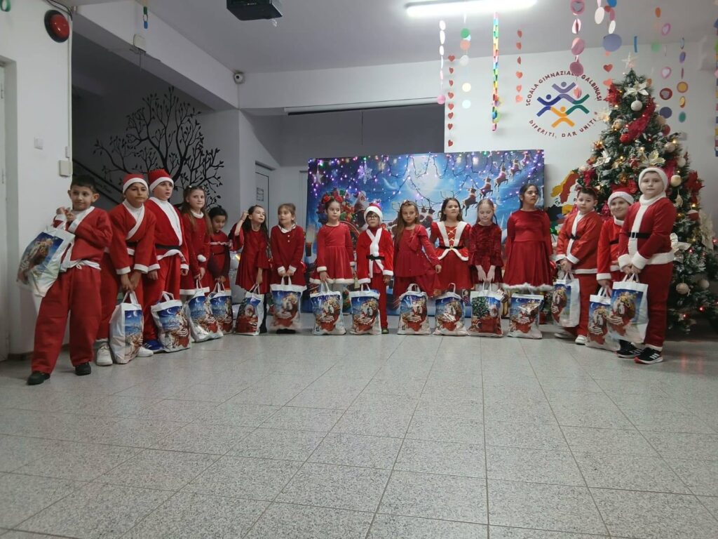 Sărbătoarea Crăciunului ne oferă în fiecare an prilejul de a ne opri pentru o clipă din agitația cotidiană și de a ne întoarce privirea către ceea ce contează cu adevărat: comunitatea, familia și bucuria de a dărui. 9