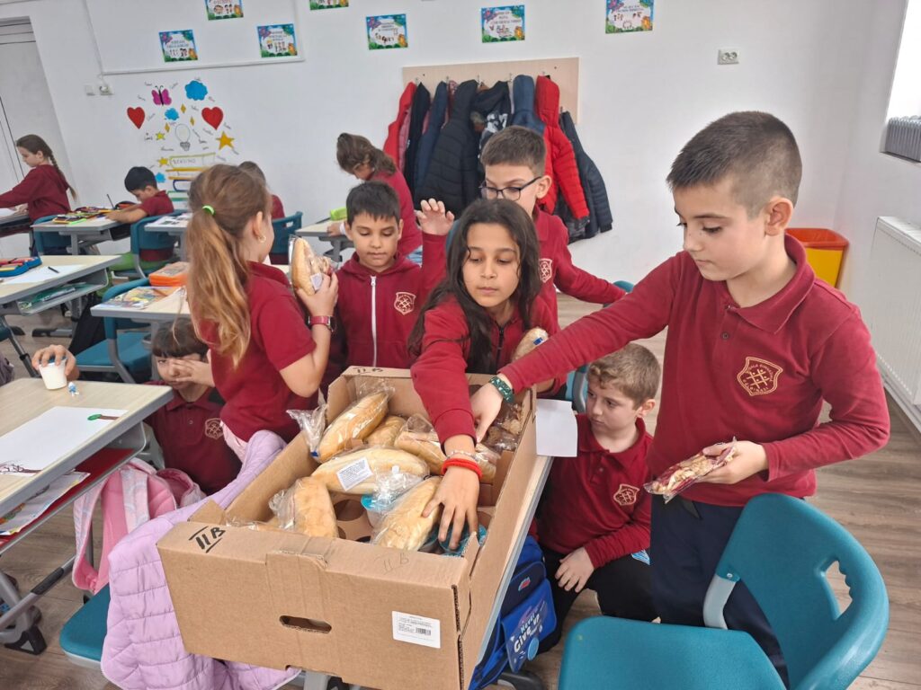 "Masă sănătoasă" în şcoala noastră 8f0464e2 d329 41e5 94ed 3acd8c02941c
